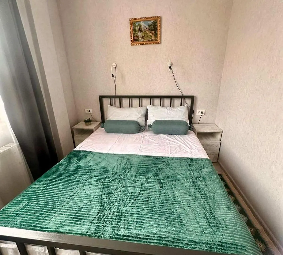 Hotel Tradicia ティビリシ