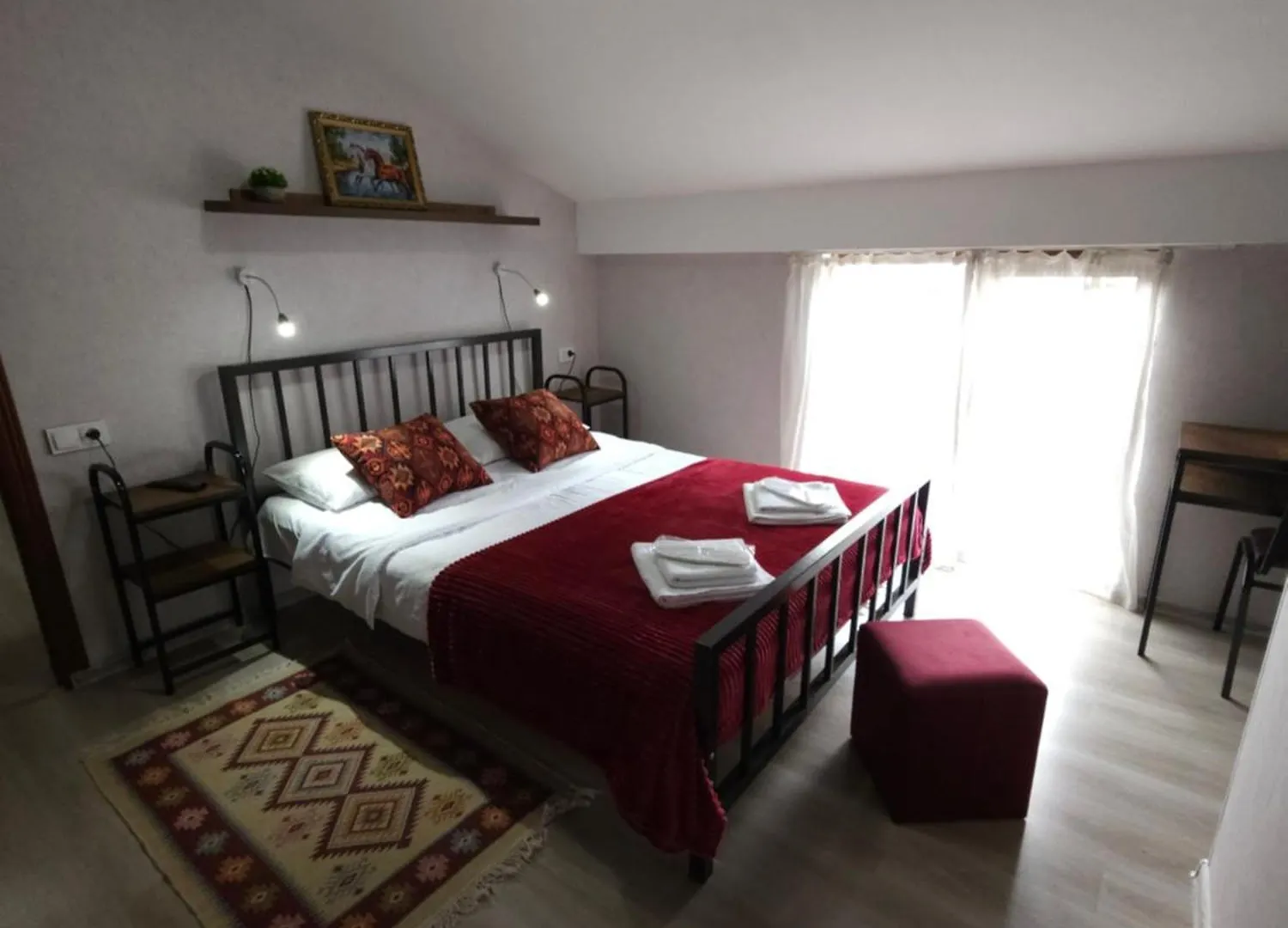 Hotel Tradicia ティビリシ