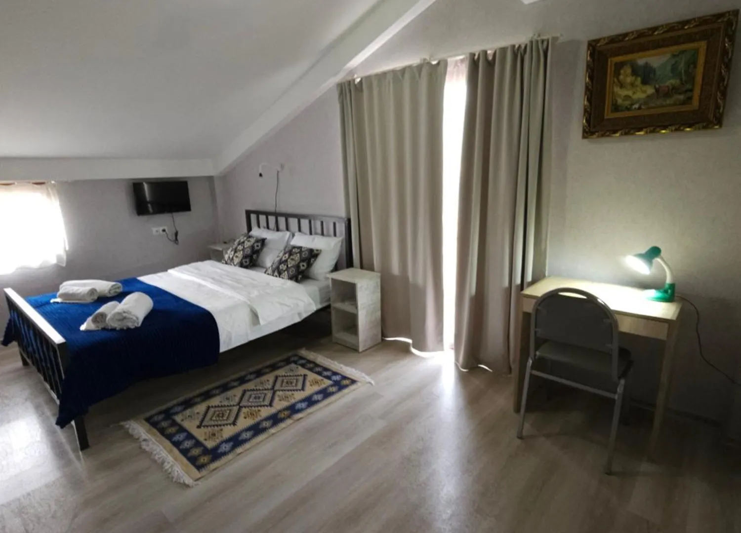Hotel Tradicia ティビリシ