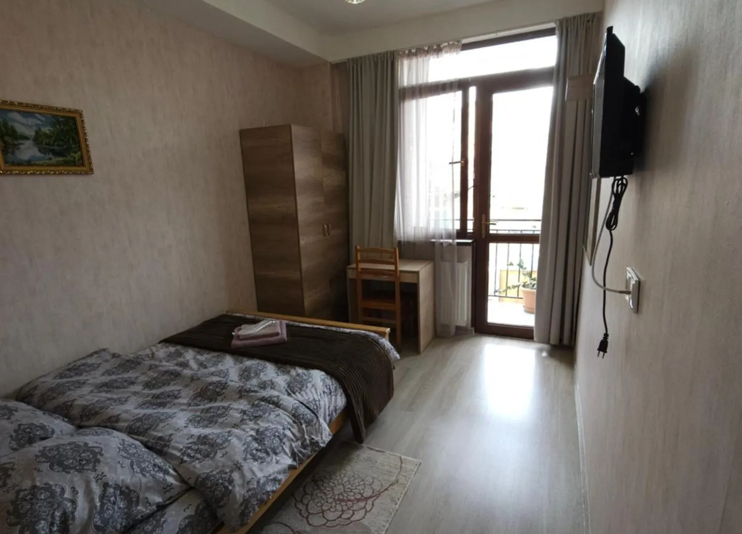 Hotel Tradicia ティビリシ